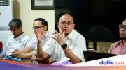 Andre Rosiade Satukan Elemen Semen Padang FC, Target Juara Liga 2 dan Promosi ke Liga 1