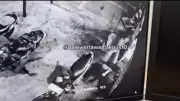 Brutal! Dua Preman Keroyok Pedagang Sate di Cempaka Putih, Polisi Amankan Pelaku