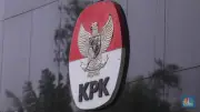 Bupati dan Sekda Kuansing Menyerahkan Diri ke KPK Setelah OTT