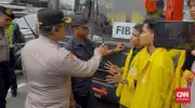Dicegat Polisi, Ratusan Mahasiswa Long March ke Bundaran HI