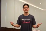 Fadi Alaydrus Awalnya Takut Nonton Dirinya Sendiri di Serial Samuel