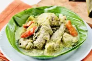 Garang Asem Ayam: Kuliner Tradisional Khas Solo dan Yogyakarta yang Kaya Rasa