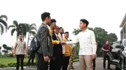 Gibran Ajak 5 Mahasiswa Awasi Program MBG dan Koperasi Desa