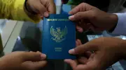 Imigrasi dan Polisi Selidiki Paspor Berserakan di BSD Diduga Milik Jemaah Haji