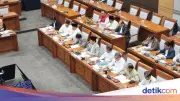 Menag Ungkap 18.000 Guru Honorer Madrasah Diprioritaskan Jadi ASN