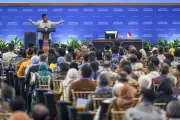 Prabowo: Kampus Motor Kemandirian Ekonomi dan Mitra Negara