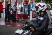 Praktik Campur Pertalite dan Pertamax, Aman atau Berbahaya?