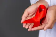 Pria China Dedikasikan 20 Tahun Bangun Sekolah untuk Anak HIV
