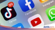 Risih dengan TikTok Live di KRL, Penumpang Pilih Pindah Gerbong
