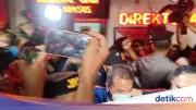 Roy Suryo dan dr Tifa Ditangkap Polda Metro, Begini Penampakan Keduanya