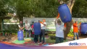 RW di Jaktim Kelola Sampah dengan Biopori Jumbo, Pramono: Jadi Role Model