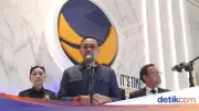 Sahroni ke PDIP: Lebih Baik Jadi Oposisi Daripada Plin-Plan