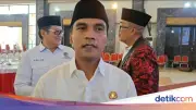 Sambut Prabowo, Pemkab Bangkalan Borong Makanan PKL di Alun-alun
