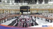 Saudi Ganti Kiswah Ka'bah Tandai Tahun Baru 1448 Hijriah