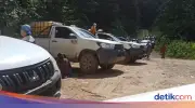 Sopir Malaysia Kritik Jalan Rusak di Kaltara: Warga Terjebak hingga Sakit