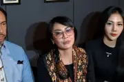 Tessa Kaunang Tuding Mantan Suami Lakukan Pansos dengan Edit Foto Hijab