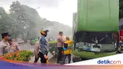 Truk Boks Tiba-tiba Terbakar di Tangerang, Sopir Luka Bakar