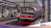 Viral Kericuhan di KRL gegara Payung, KAI Ingatkan Aturan