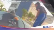 Viral Mobil Fortuner Dikepung Warga di Tanah Abang, Kaca Depan Pecah