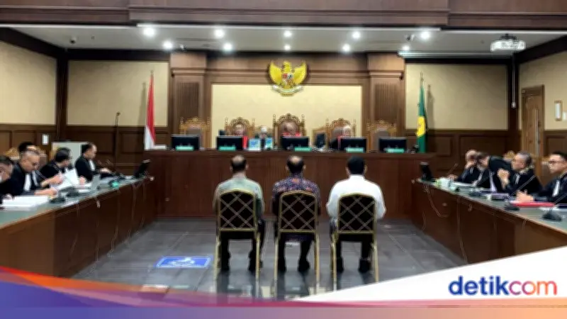 3 Pejabat Bea Cukai Didakwa Terima Suap dan Gratifikasi Rp 78,8 Miliar