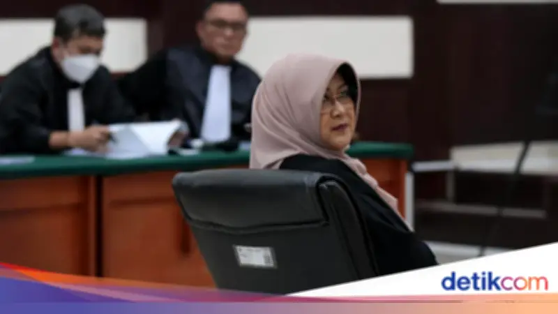 5 Fakta Dakwaan dr Tifa: Tuding Ijazah Palsu Jokowi hingga Tolak Damai