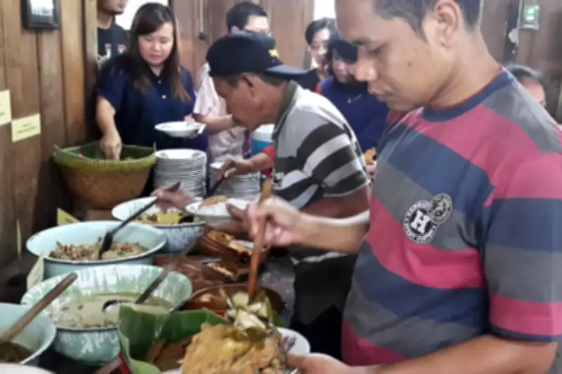 5 Kuliner Legendaris di Jogja Wajib Dicoba Bersama Keluarga