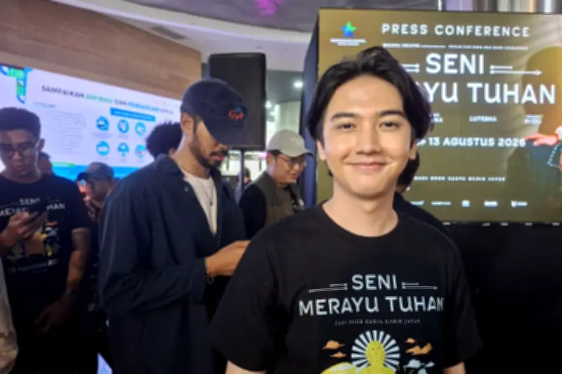 Ari Irham Belajar Azan Khusus untuk Film Seni Merayu Tuhan