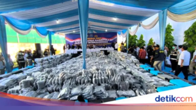 BNN: 3,37 Ton Kuncup Ganja di Gresik untuk Bahan Vape Narkoba