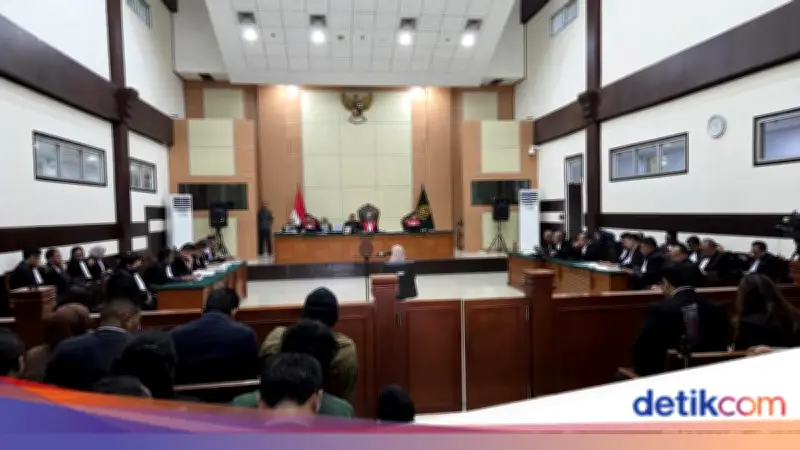 dr Tifa Tolak Damai dengan Jokowi dalam Kasus Fitnah Ijazah Palsu
