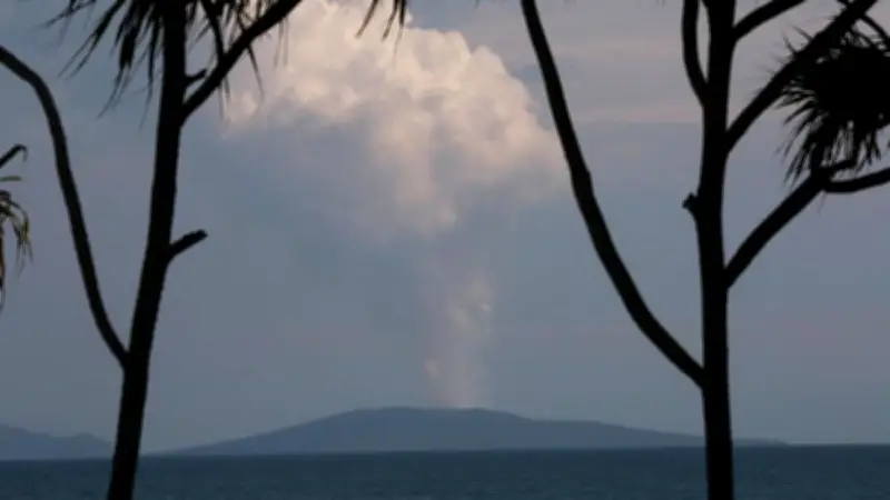 Gempa Magnitudo 5,3 Guncang Selat Sunda, Gunung Anak Krakatau Erupsi Berulang