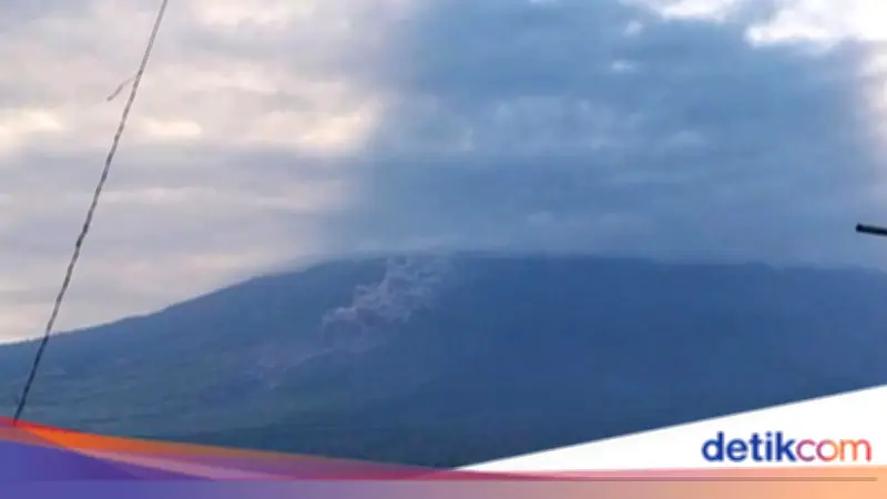 Gunung Semeru Erupsi Lagi, Luncurkan Awan Panas 4 Km Sore Ini