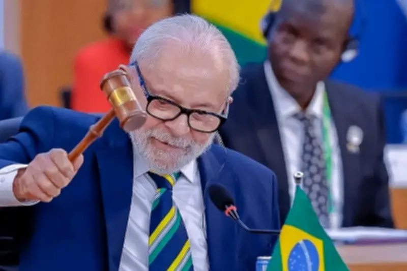 Hoaks! Klaim Lula Dorong Neymar Tak Pensiun dari Timnas Brasil