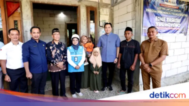 Ibas Kawal Program BPBL, Dorong Tak Ada Lagi Rumah Tanpa Listrik di Pacitan