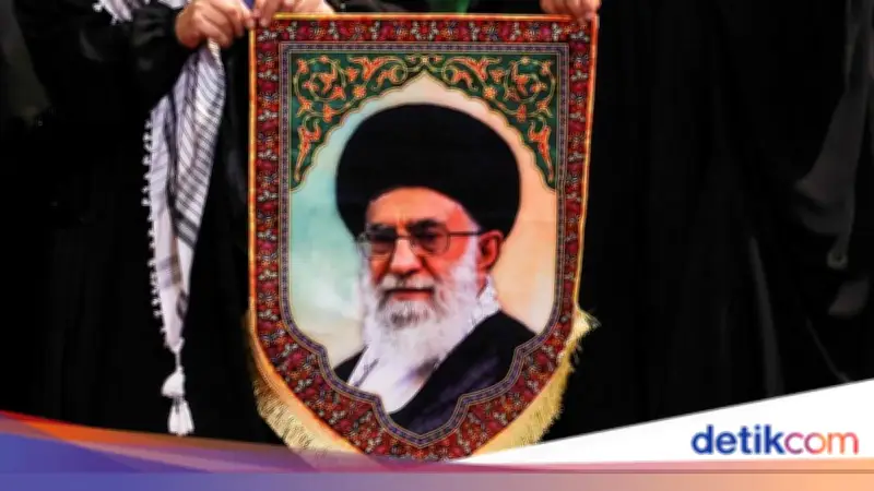Iran Gelar Pemakaman Ayatollah Khamenei Enam Hari, Protes Sosial Membayangi