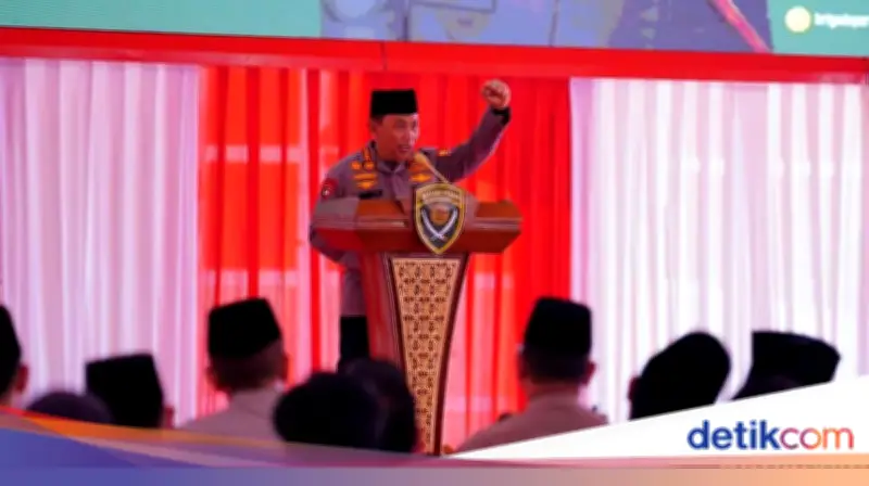 Kapolri Tutup Diklatsarnas Brigade Persis, Serukan Jaga Persatuan Bangsa