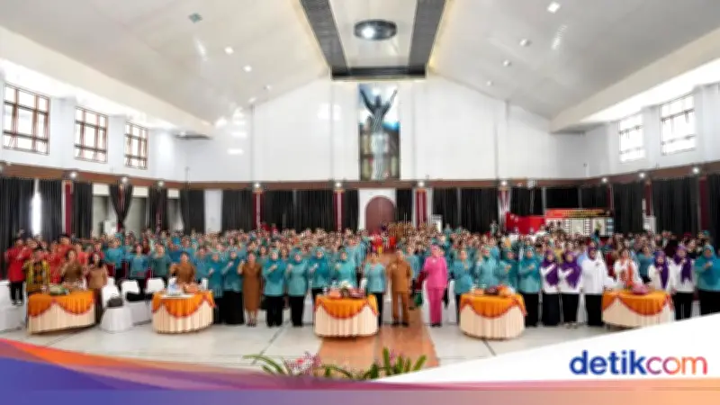 Ketum TP PKK Ajak Warga Tana Toraja Cegah HIV dan TBC Sejak Dini