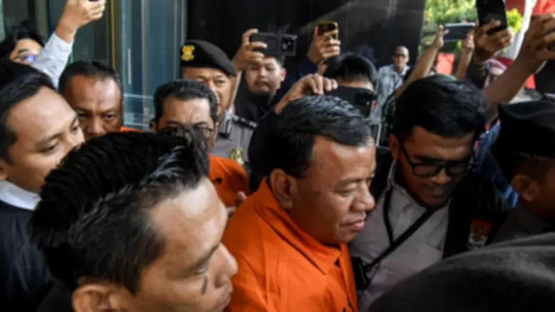 KPK Telusuri Aliran Uang Kasus Pelepasan Hutan Bupati Kuansing