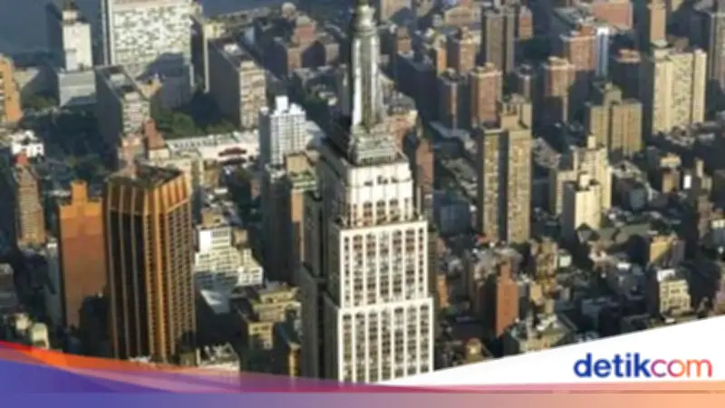Lamaran di Puncak Empire State Berujung Ditangkap Polisi New York