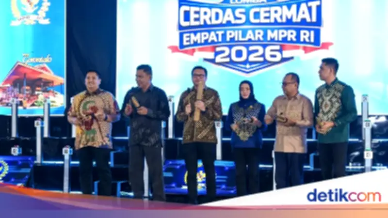 LCC Empat Pilar MPR RI Dibuka dengan Ketukan Polopalo di Gorontalo