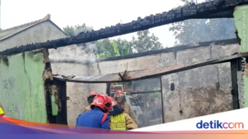 Lupa Matikan Kompor Saat Masak Air, Ruko di Bogor Ludes Terbakar