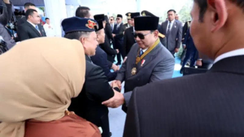 Mendagri Tito Karnavian Hadiri Upacara Hari Bhayangkara ke-80 di Cikeas