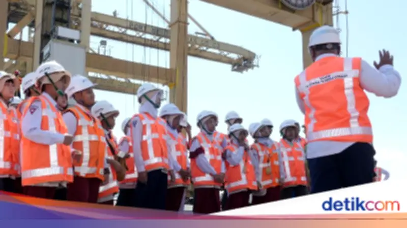 Pelindo TPK Edukasi 555 Anak tentang Peran Pelabuhan dan Keselamatan