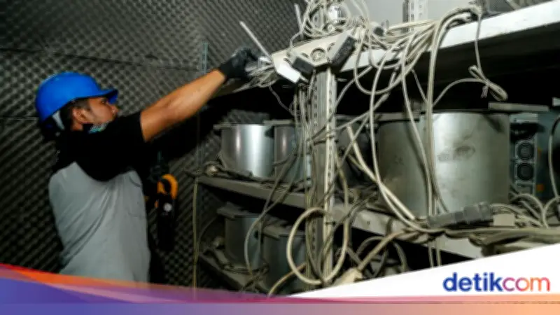 PLN Bongkar Ruko di Bekasi Curi Listrik 33.000 VA untuk Tambang Kripto