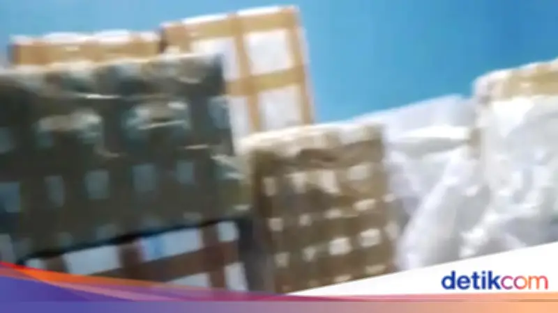 Polda Banten Bongkar Gudang Rokok Ilegal di Serang, 3 Orang Ditangkap
