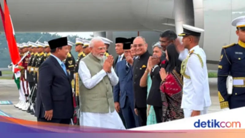 Prabowo Lepas PM Singapura, Sambut PM India Modi di Halim Perdanakusuma