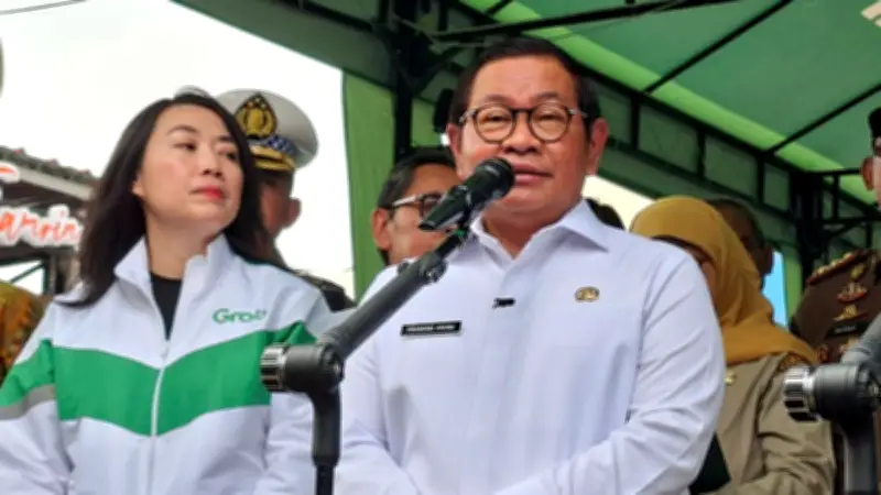 Pramono Perintahkan Percepatan Perbaikan Jalan Ambles Pulo Gadung