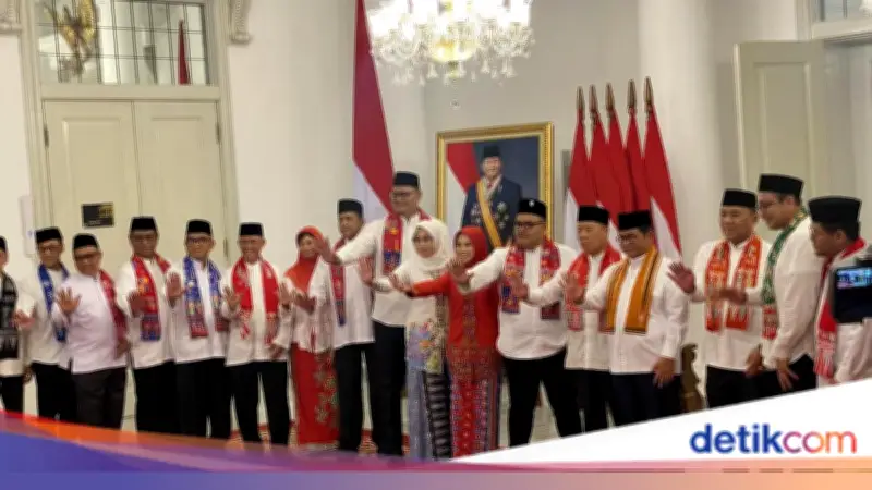 Pramono Targetkan Lebih Banyak Warga Pakai Angkutan Umum Jakarta