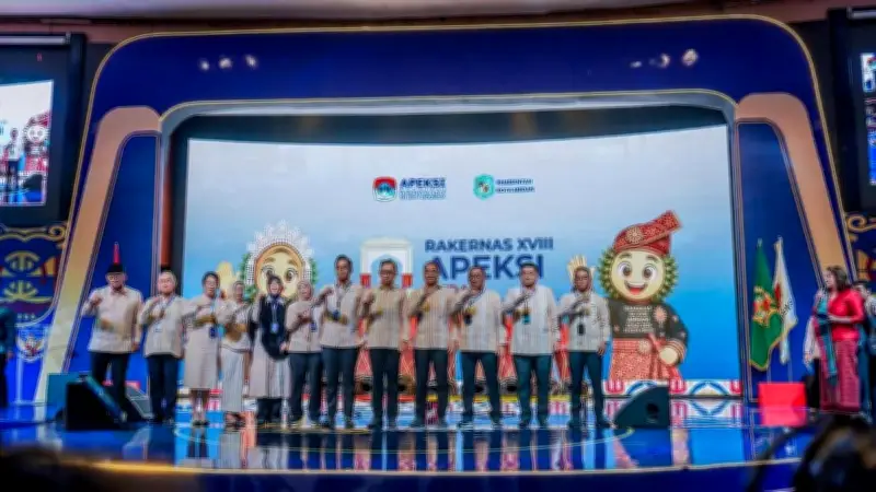 Rico Waas Dorong Rakernas APEKSI Lahirkan Aksi Nyata bagi Daerah