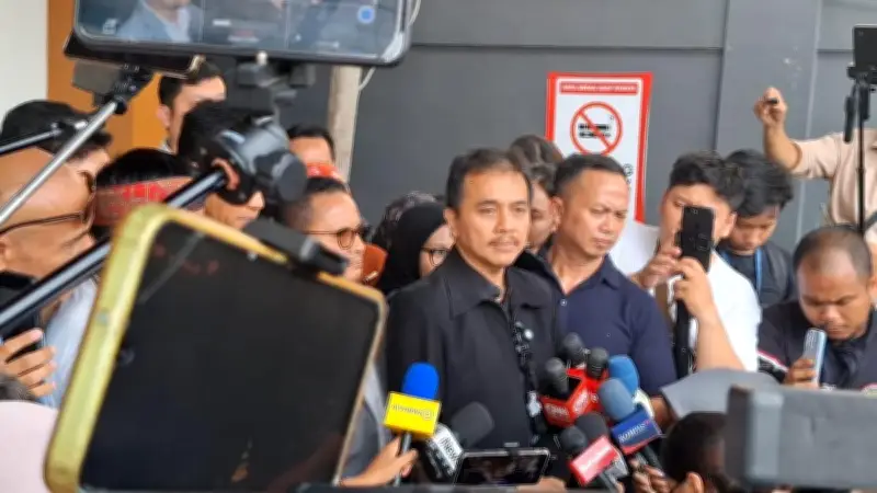 Roy Suryo Ajukan Praperadilan Baru Uji Pasal 32 Ayat 1 UU ITE