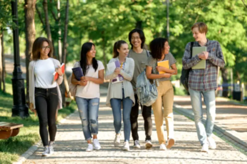 Tips Adaptasi Mahasiswa Baru: Atur Waktu dan Belajar Mandiri